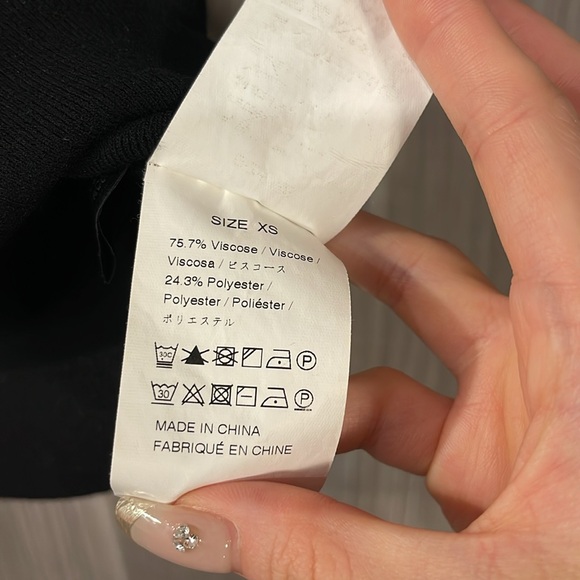 edition MO&CO black sweater with choker size XS - Picture 4 of 6